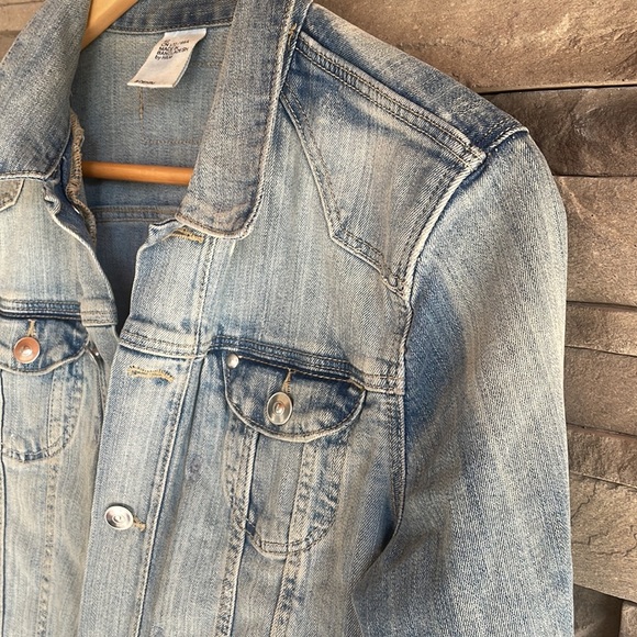 💙 Denim Jean  jacket women’s Medium - Picture 6 of 9